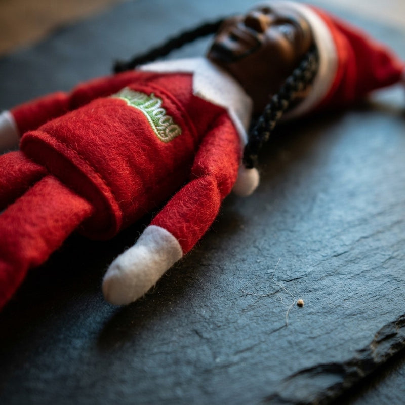 Snoop on a Stoop Christmas Elf Doll